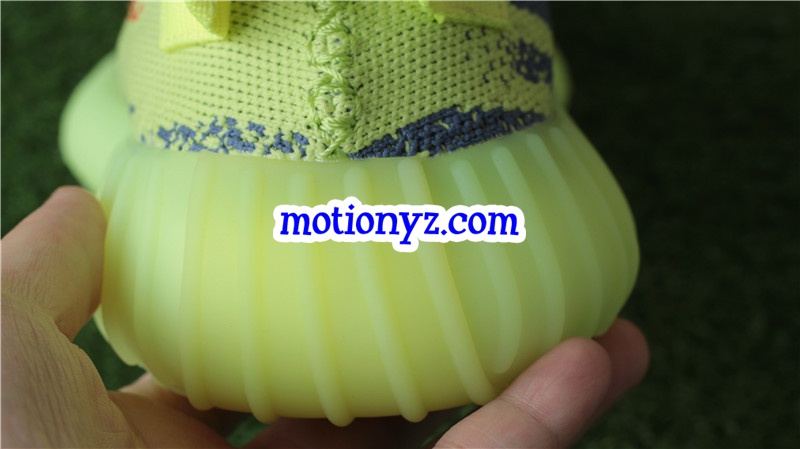 Adidas Yeezy Boost 350 V2 Semi Frozen Yellow